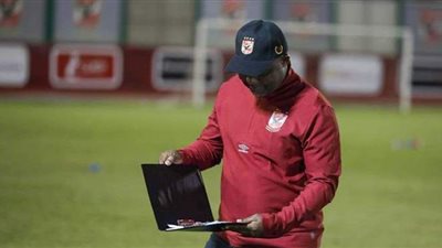 موسيمانى يبدأ الاستعداد لصن داونز