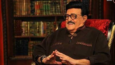 سر تبرع سمير غانم بإيرادات إحدى حفلات «أخويا هايص وأنا لايص» لأهل الكويت