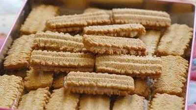 لمرضى السكر والقلب .. طريقة عمل بسكويت العيد بالزيت