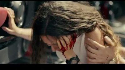 حرب أهلية.. بلطجية يهاجمون 