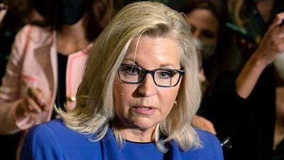 ليز تشيني تفقد منصبها في الكونجرس بسبب ترامب