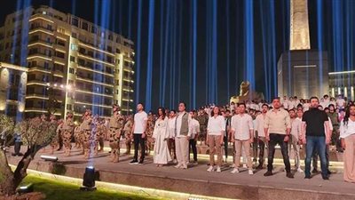 بمشاهد استثنائية ومشاركة أبناء الشهداء.. أوبريت الحلقة الأخيرة من «الاختيار 2» يُنير ميدان التحرير| فيديو