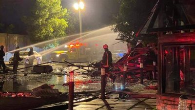 مصرع وإصابة 8 أشخاص في انفجار مطعم بالسعودية | فيديو وصور