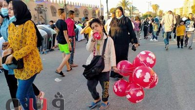 أخبار مصر.. المصريون يحتفلون بعيد الفطر.. بيان كورونا.. موعد تصنيع لقاح كورونا محليا.. و100 ألف يؤدون صلاة العيد بالأقصى