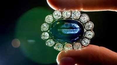 بيع 9 مجوهرات لابنة نابليون بسعر يفوق التوقعات