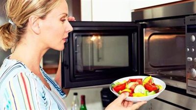 أبرزها الأرز.. 7 أطعمة  احذر تسخينها يضر صحتك