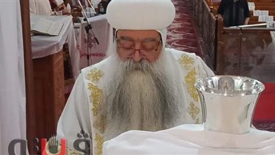 الأنبا تكلا يقود قداس كاتدرائية الشهيد العظيم مارجرجس في دشناl فيديو