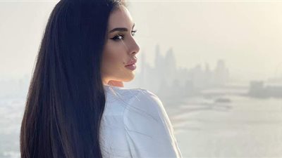 ياسمين صبري تنشر صورة مع ابوهشيمة: نصفي القوي