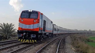 قطار يدهس أما وطفليها في المنيا