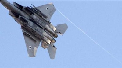 الطيران الاسرائيلي يحلق فوق جنوب لبنان بعد إطلاق 3 صواريخ باتجاه تل أبيب