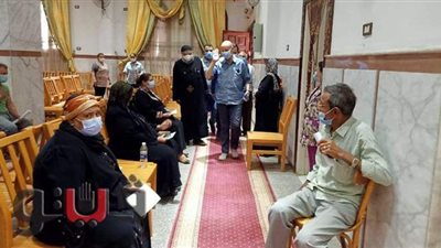 تطعيم الموجودين بكنيسة الانبا تكلا في الزقازيق ضد كورونا