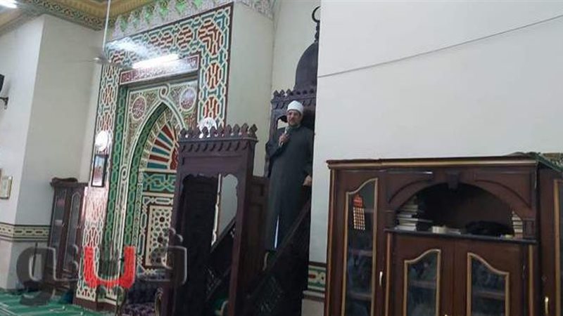 وزير الاوقاف يلقي