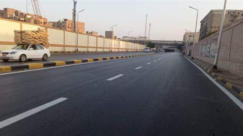 تركيب لمبات ليد بنفق