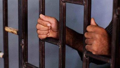 تجديد حبس عامل أنشأ منظومة اتصالات لتوزيع خدمات الإنترنت دون ترخيص