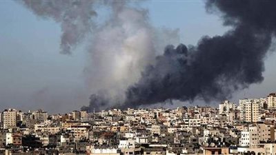 الصوت والضوء تكشف حقيقة إضاءة الأهرامات بألوان العلم الفلسطيني