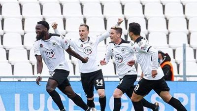 سبيزيا يسحق تورينو 1/4 ويضمن البقاء في الدوري الإيطالي