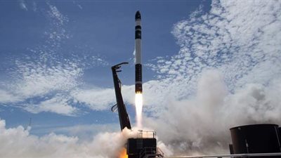 ضياع قمرين صناعيين لمراقبة الأرض فى الفضاء