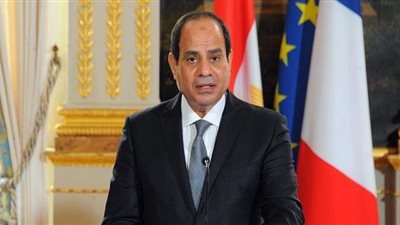 السيسي يتوجه إلى فرنسا اليوم.. يشارك في مؤتمر باريس لدعم المرحلة الانتقالية بالسودان.. قمة تمويل الاقتصاديات الأفريقية «ضمن الزيارة».. ويجري مباحثات مع ماكرون