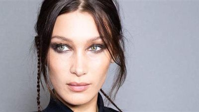 «الفلسطينين سلالة نادرة».. بيلا حديد تشارك في مظاهرة تضامناً مع أهالي الشيخ جراح | فيديو