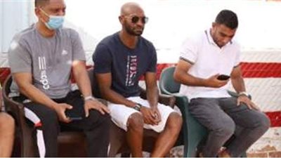 شيكابالا يؤازر لاعبي الزمالك 2003 أمام الأهلي في قمة الناشئين