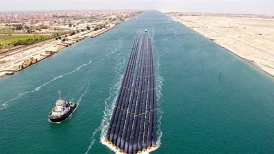 أسامة ربيع: أعمال التكريك والتوسعة لن تؤثرعلى الملاحة في قناة السويس
