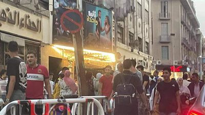 إقبال كثيف على سينمات وشوارع القاهرة في آخر أيام إجازة العيد |صور