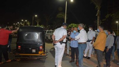 تحرير 2432 محضر عدم ارتداء كمامة وضبط 21 توك توك بشبرا الخيمة