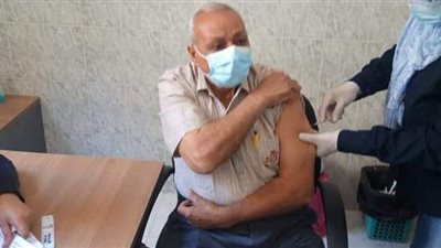 إقبال كبير على مراكز تلقى لقاح فيروس كورونا بالوادى الجديد