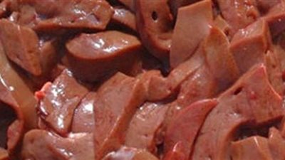 ضبط طن كبدة فاسدة داخل ثلاجة لحفظ السلع الغذائية بالجيزة