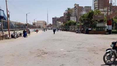 محافظ المنيا يشدد على تطبيق الإجراءات الاحترازية ورفع الإشغالات