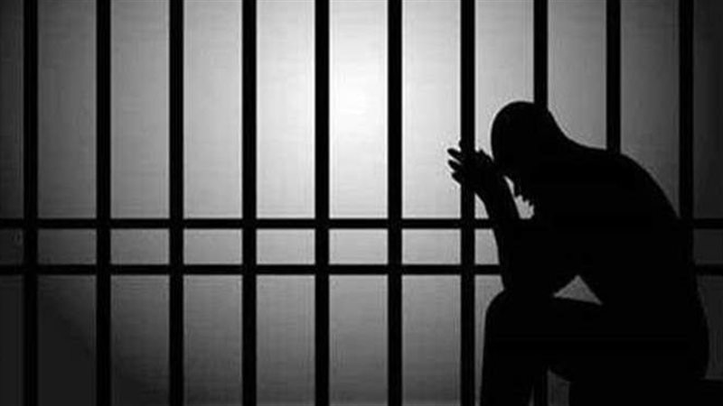 حبس سائق اختطف طفلا