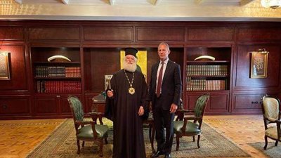 سفير أمريكا يزور بطريريكية الروم في الإسكندرية