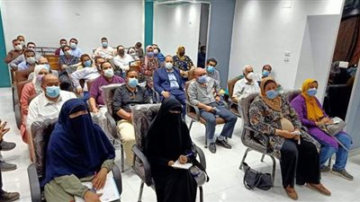 تسليم الإدارات الصحية احتياجاتها من مصل كورونا بالشرقية