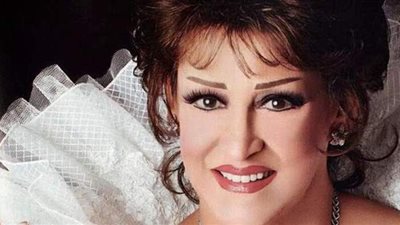 غربة وترحال وموهبة واعدة.. طفولة الفنانة وردة قبل الشهرة