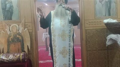 الأنبا تكلا يصلي عشية احتفالية تكريس الشهيدة دميانة بدشنا l صور