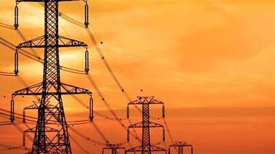 فصل التيار الكهربائي عن 3 مناطق بمدينة الوقف في قنا