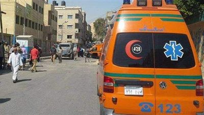 إصابة 7 أشخاص بحادث انقلاب تروسيكل بطريق 