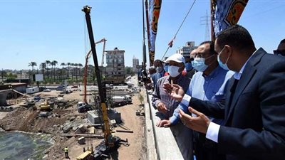 رئيس الوزراء يتفقد مشروعات تطوير وتوسعة الطريق الدائري حول المنصورة