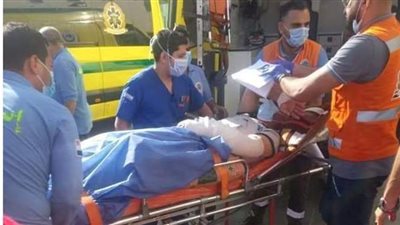 نقل أحد مصابي غزة من مستشفى العريش للعلاج بالقاهرة