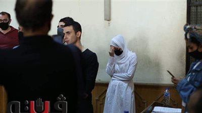 تأجيل محاكمة حنين حسام ومودة الأدهم بتهمة الاتجار بالبشر ​