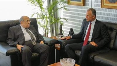 مدير مكتبة الإسكندرية يستقبل السفير الأمريكي