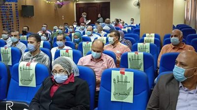 وكيل صحة الدقهلية يناقش آخر مستجدات الوضع الحالي لمستشفيات العزل