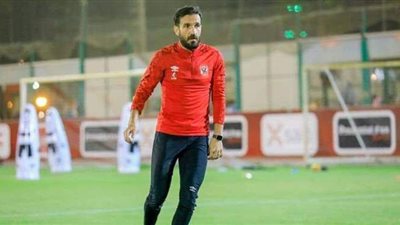 ثلاثي جديد ينضم لقائمة الأهلي أمام صن داونز