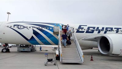 مصر للطيران تسير 50 رحلة جوية لنقل 4457 راكباً بالمطارات.. غدًا
