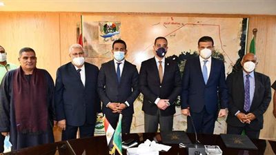 تعاون مشترك بين محافظة الفيوم والبنك الزراعي لدعم المشروعات الحيوانية