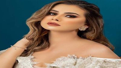 بعد علي غزلان.. منة عرفة تعلن عن خطبتها