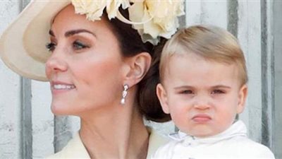 كيت ميدلتون تقود صيحة موضة عالمية للأطفال