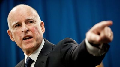 حاكم «كاليفورنيا» يصدق على قانون مساواة الأجور بين الرجال والنساء