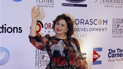 الوكالة الصينية تلقي الضوء على إلهام شاهين في افتتاح مهرجان الجونة