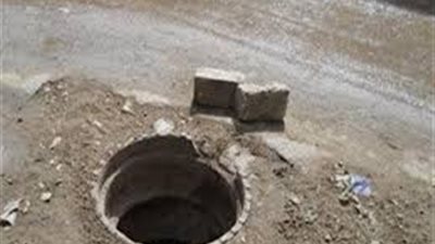 رئيس مدينة كفر صقر يتهم المزارعين بسرقة أغطية بلاعات الصرف الصحي